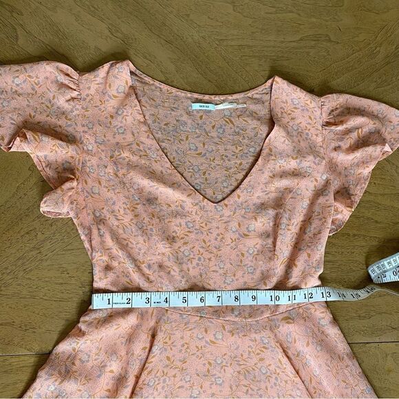 UO Kimchi Blue Flutter Sleeve Chiffon Mini Dress Size 2 - Picture 9 of 14